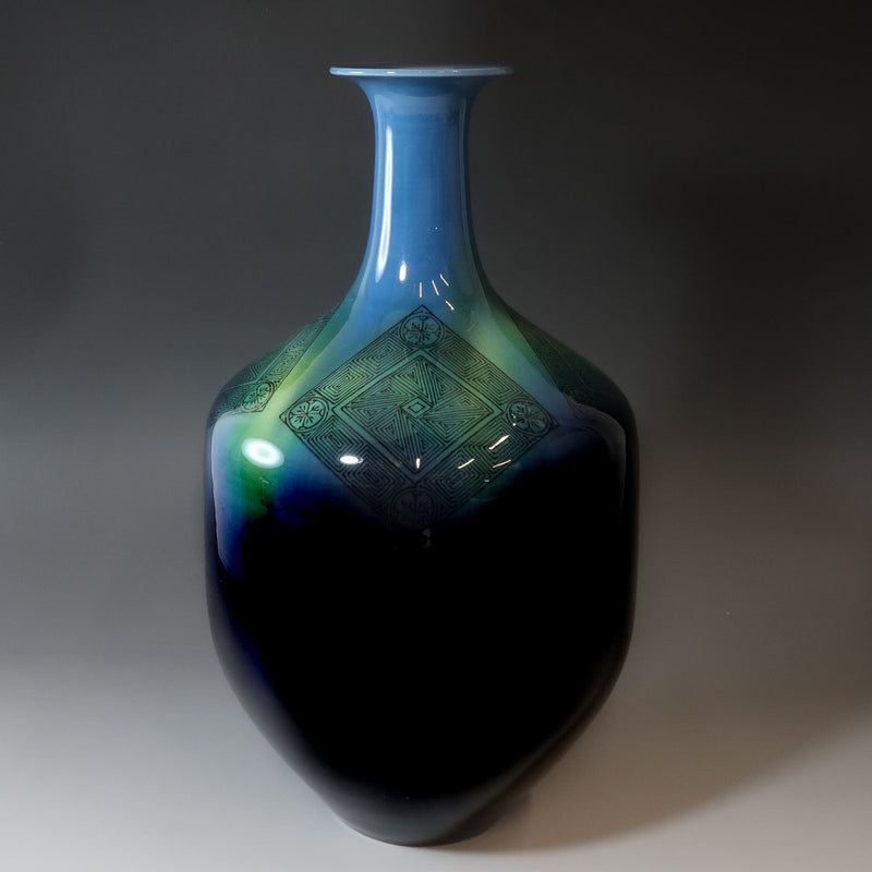 [KUTANIYAKI] Kutani ware Living National Treasure [Tercera generación Yasokichi Tokuda] Jarrón de diseño fino esmaltado Aoi Ming hecho