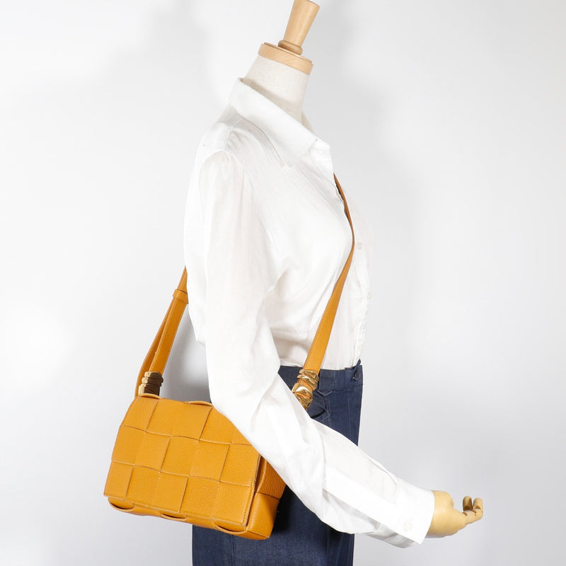 [BOTTEGAVENETA]BOTTEGA VENETA Bolso bandolera casete 666870