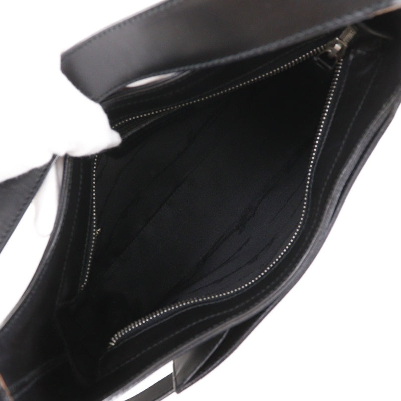 [살바토레 페라가모] 살바토레 페라가모 Gancini 숄더백 
 AB-21 0169