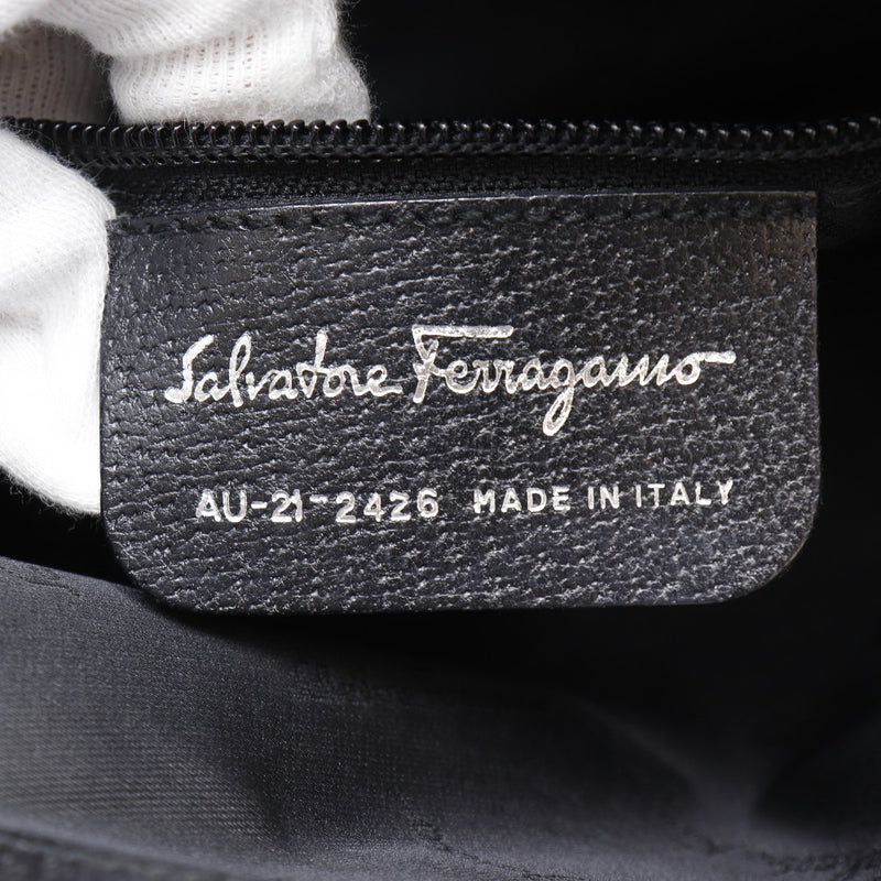 [Salvatore Ferragamo] Salvatore Ferragamo Gancini Shoulder Bag
 AU-21-2426