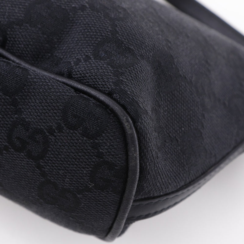 [구찌] 구찌 
 액세서리 파우치 핸드백 
 07198 GG 캔버스 블랙 핸드백 지퍼 악세서리 파우치 여성용