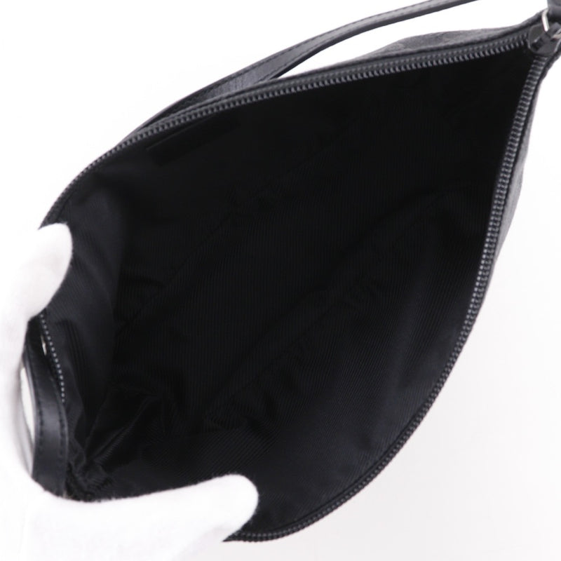 [구찌] 구찌 
 액세서리 파우치 핸드백 
 07198 GG 캔버스 블랙 핸드백 지퍼 악세서리 파우치 여성용