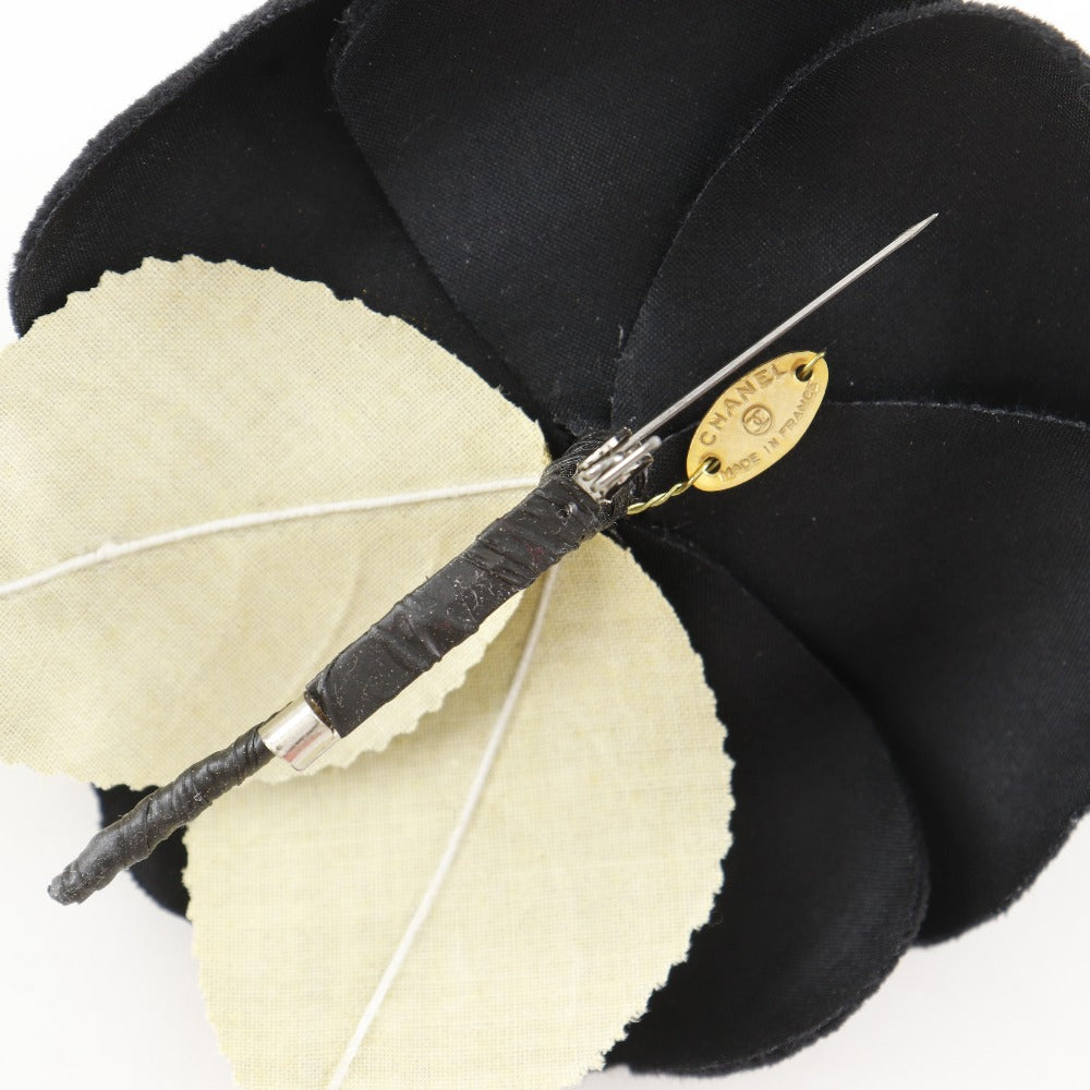 CHANEL】シャネル カメリア ブローチ – NISHIKINO VINTAGE KYOTO