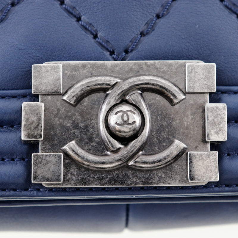 [CHANEL] Chanel 
 Boycannel Shoulder Bag
 ChainShoulder Matelasse Lambskin Navy Diagonal Ladies A Rank