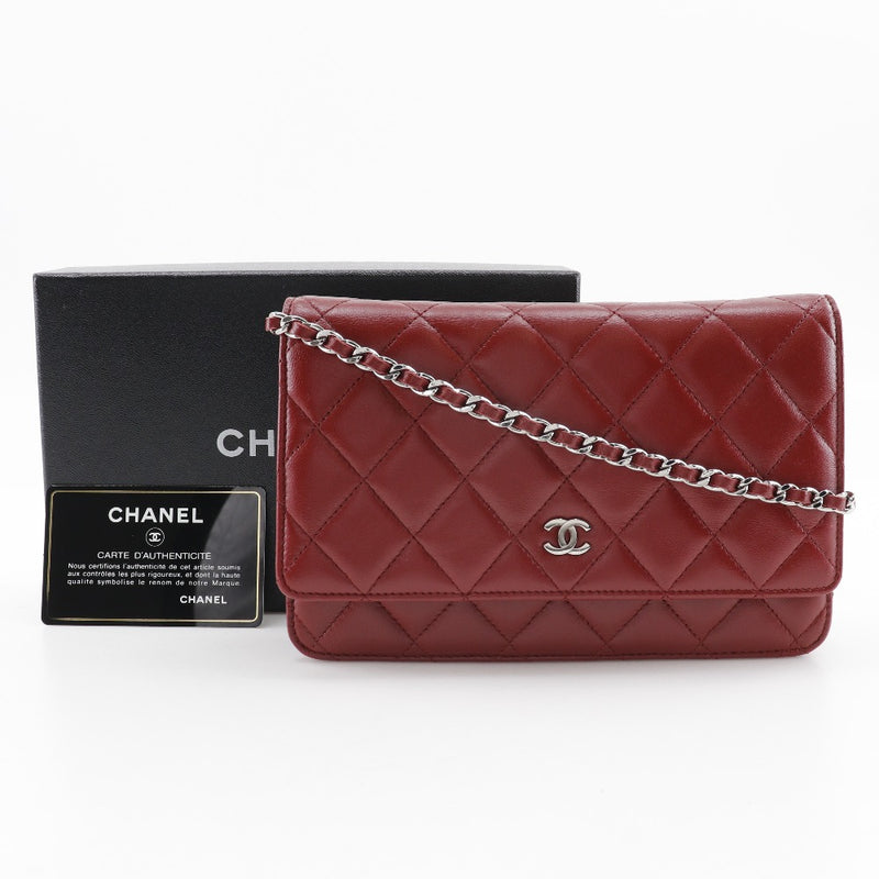 [Chanel] Chanel 
 Billetera de cadena billetera 
 Matelasse Damas de la cadena de botones de arbitra de piel de ramsina un rango