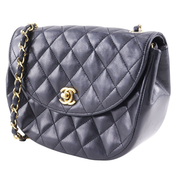 [CHANEL] Chanel 
 ChainShoulder Shoulder Bag
 Matelasse Half moon Calfskin Black diagonal turn lock CHAINSHOULDER Ladies