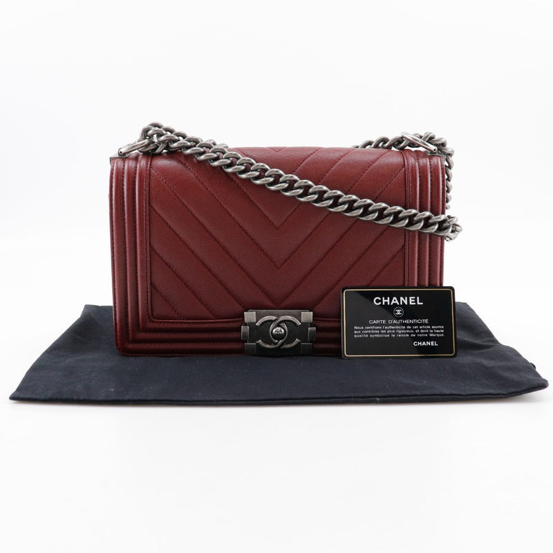 [CHANEL] Chanel ChainShoulder Shoulder Bag Boy Channel 25 V Stitch A67086 Caviar Skin Wine Red Diagonal Ladies A-Rank