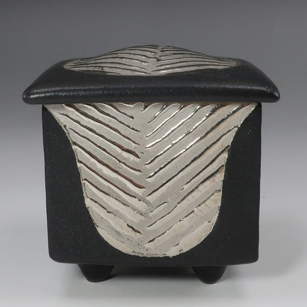 [] 야나기하라 무츠오 창작 [긴쿠로 오리베 도자기 캐비닛] 차 도구