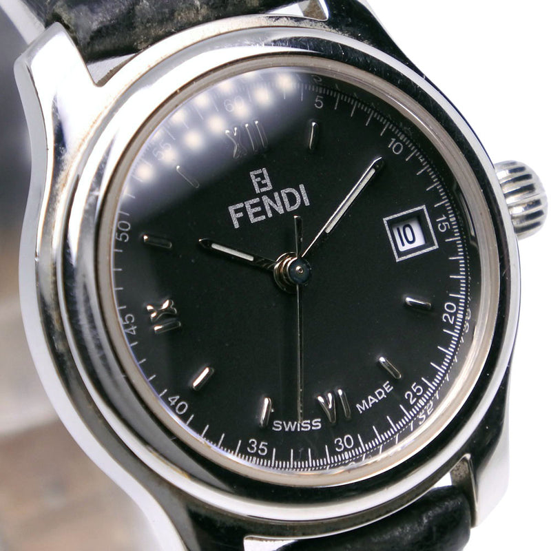 美品 フェンディ 210L デイト オロロジ ラウンド クォーツ ケース付 時計 FENDI】フェンディ オロロジ 腕時計 210L クオーツ – NISHIKINO