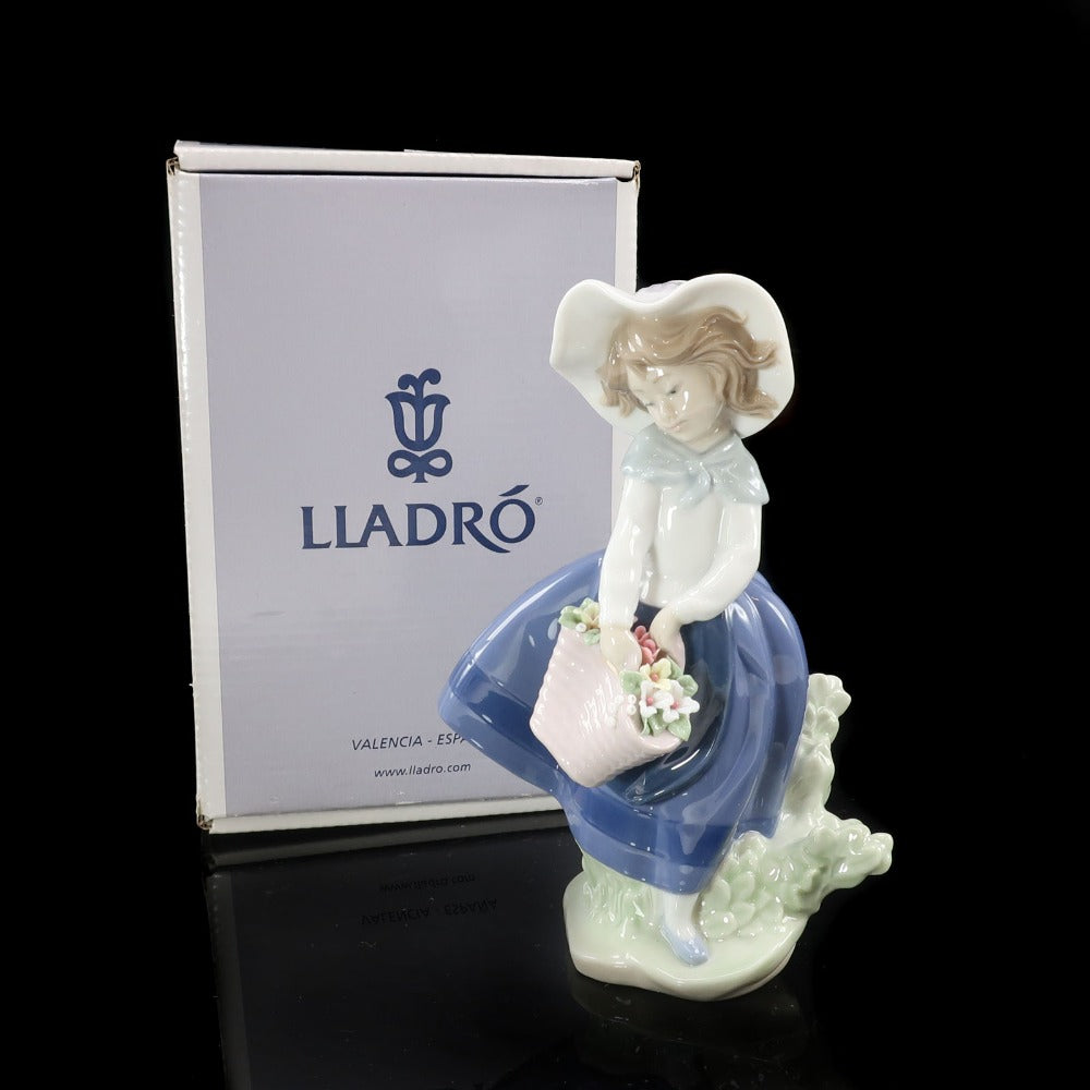 Lladro】リヤドロ きれいな花ばかり 置物 オブジェ – NISHIKINO