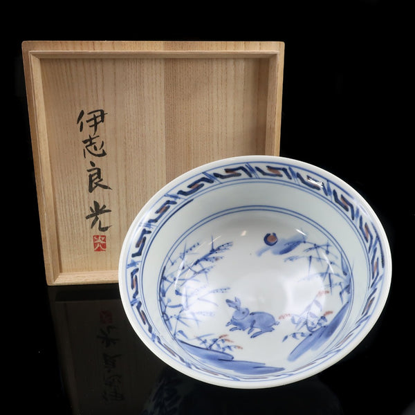 伊志良光　色絵兎花文皿　大皿　大鉢　日本工芸会正会員　共箱　共布　Rabbit 美術品・アンティーク・コレクション 伊志良光 色絵兎花文皿 大皿 大鉢
