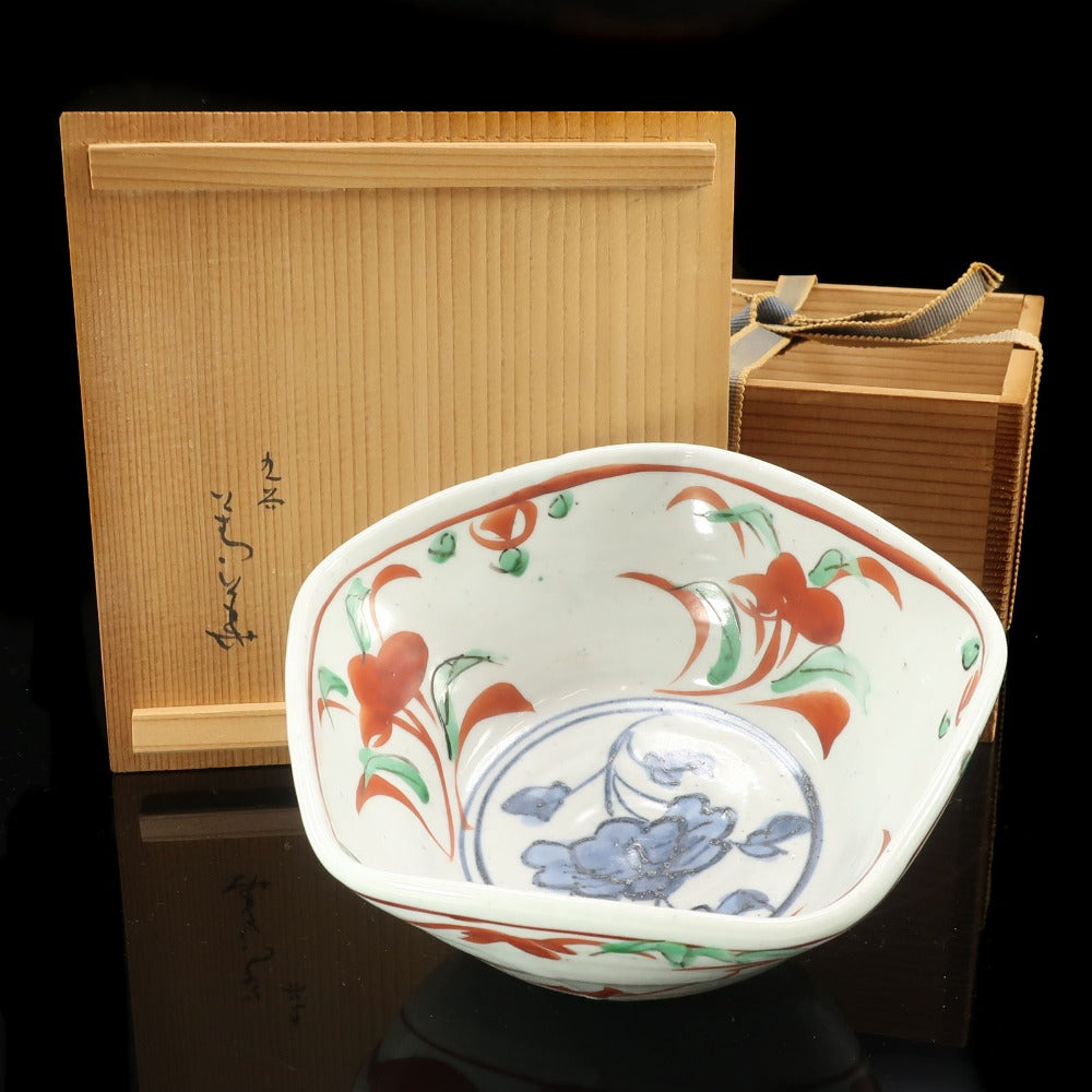 須田青華 作 呉洲赤絵 牡丹文五角小鉢 陶磁器 _ 骨董品 須田青華 作 呉洲赤絵 牡丹文五角小鉢 骨董品 – NISHIKINO VINTAGE KYOTO