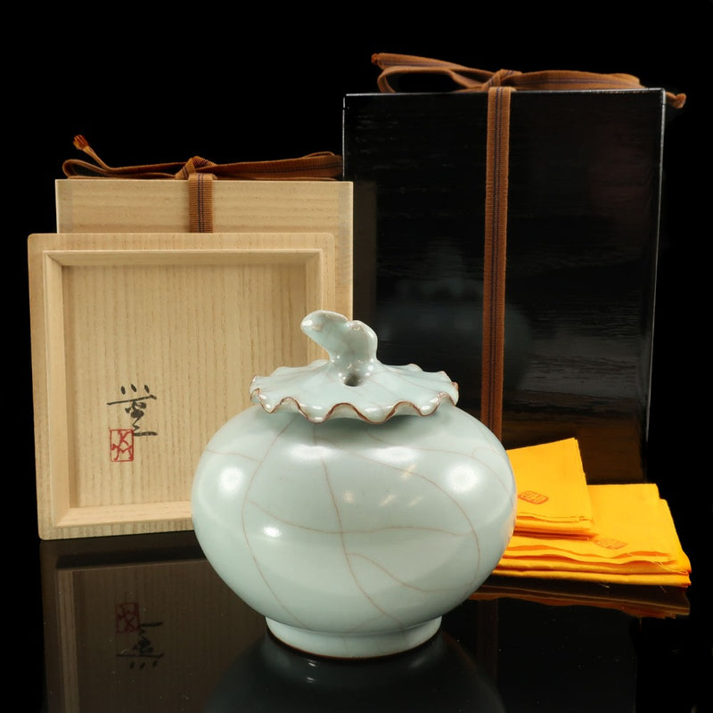 人間国宝 三浦小平二 】 作 青磁水牛香炉 陶磁器 骨董品 – NISHIKINO