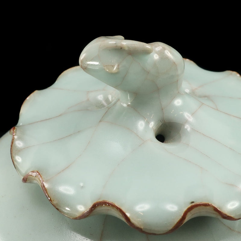 人間国宝 三浦小平二 】 作 青磁水牛香炉 陶磁器 骨董品 – NISHIKINO