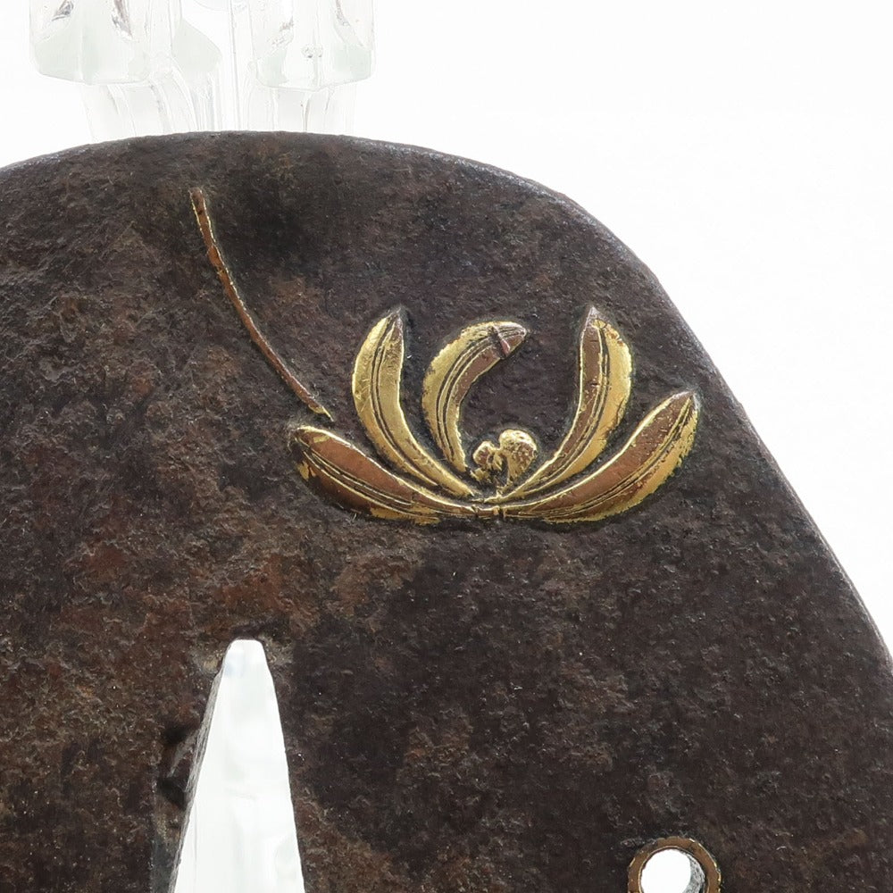 時代刀装具 鉄製 金象嵌 彼岸花文 鍔 骨董品 – NISHIKINO VINTAGE KYOTO