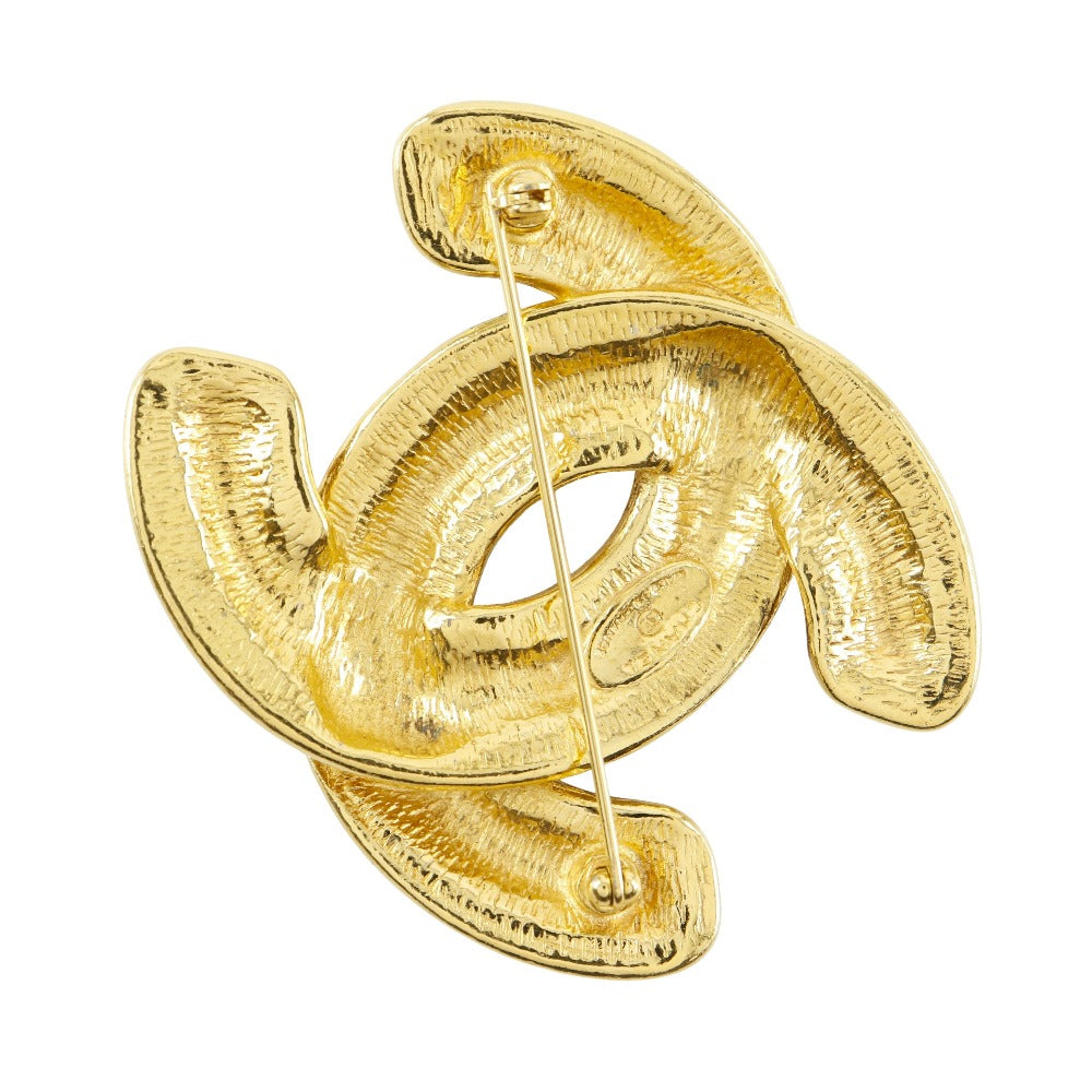 R2576 美品!! シャネル マトラッセ柄 ココマーク ブローチ R2576 美品!! シャネル マトラッセ柄 ココマーク ブローチ R2576 美品