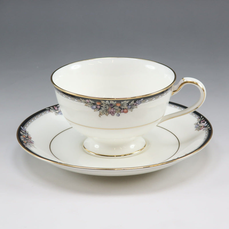 キッチン・食器 Noritake ノリタケ大きい皿チィーカップソーサー2セット