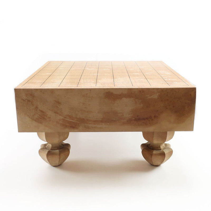 Tablero shogi de 3 pulgadas con patas y otros artículos varios.