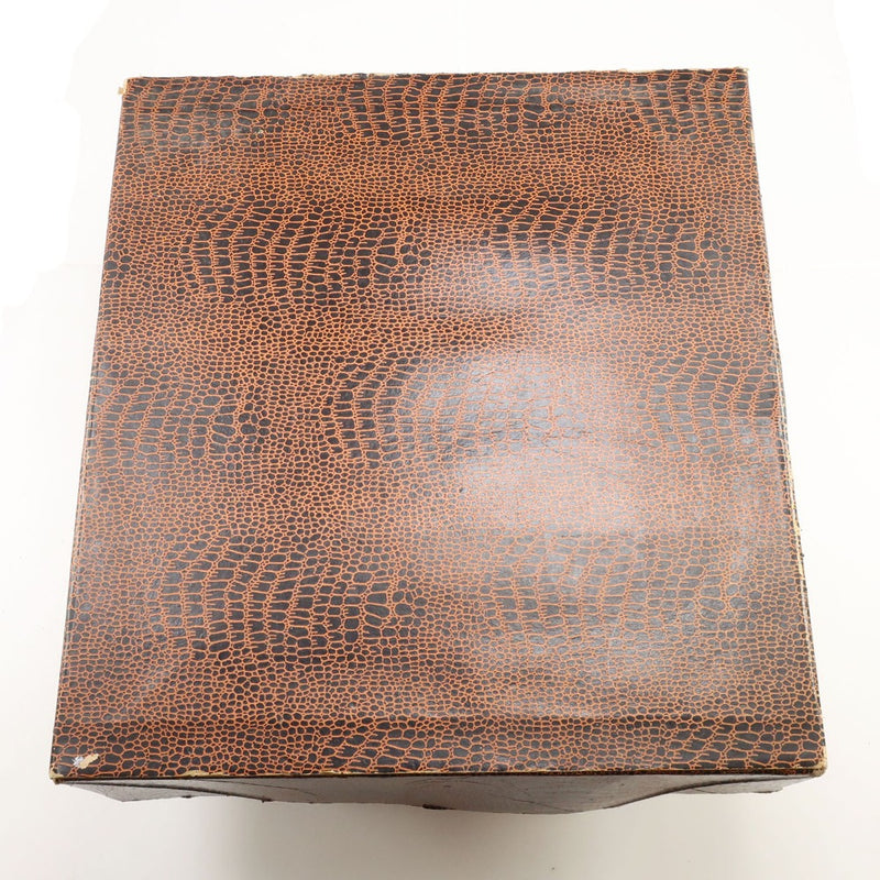 Tablero shogi de 3 pulgadas con patas y otros artículos varios.