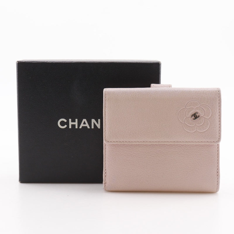 【美品✨】シャネル 財布 カメリア Wホック 二つ折 287 CHANEL】シャネル カメリア 二つ折り財布 – NISHIKINO VINTAGE KYOTO
