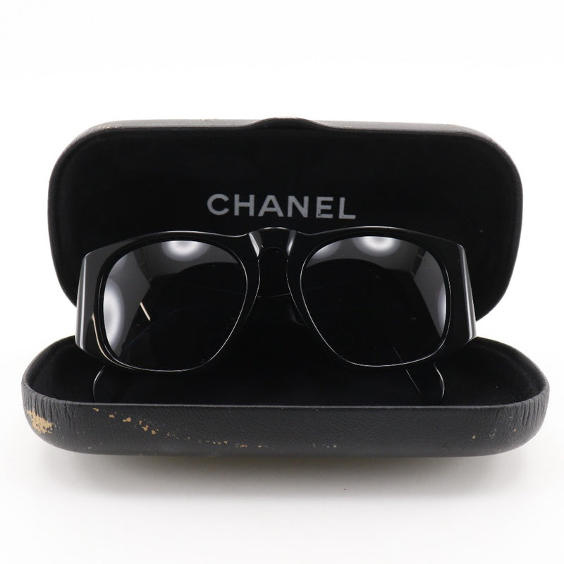 【CHANEL】シャネル
 ココマーク サングラス
 マトラッセ 01450 94305 プラスチック 黒 COCO Mark レディース