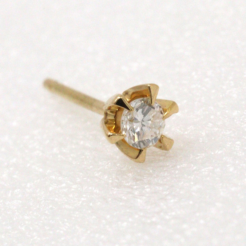 Pendientes de Diamond 0.06CT 
 18KOro amarillo aproximadamente 0.4g diamante 0.06ct damas un rango