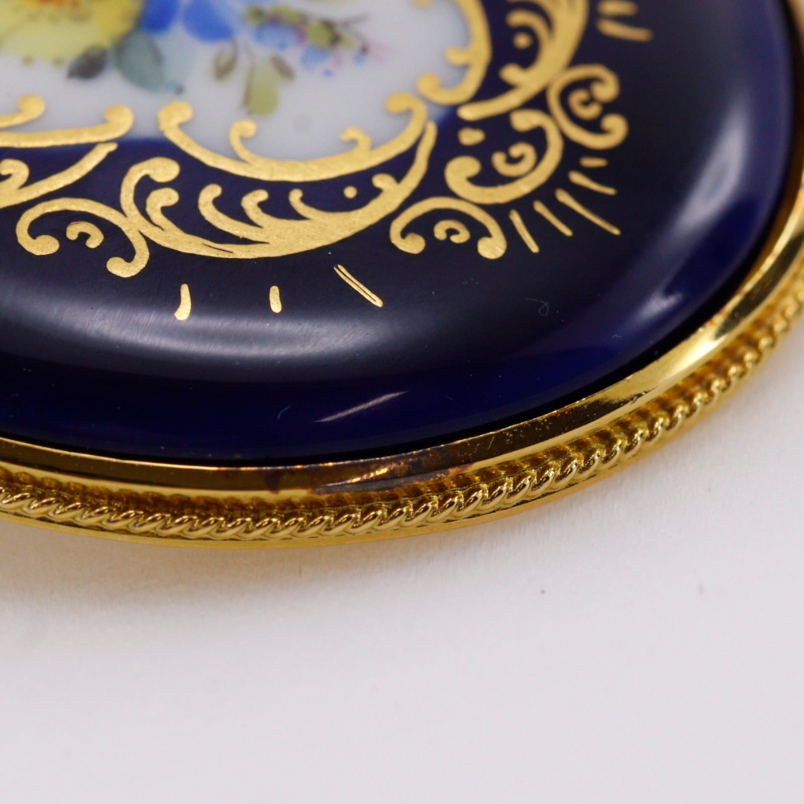 マイセン　ブローチ Meissen】マイセン フラワー ブローチ – NISHIKINO VINTAGE KYOTO