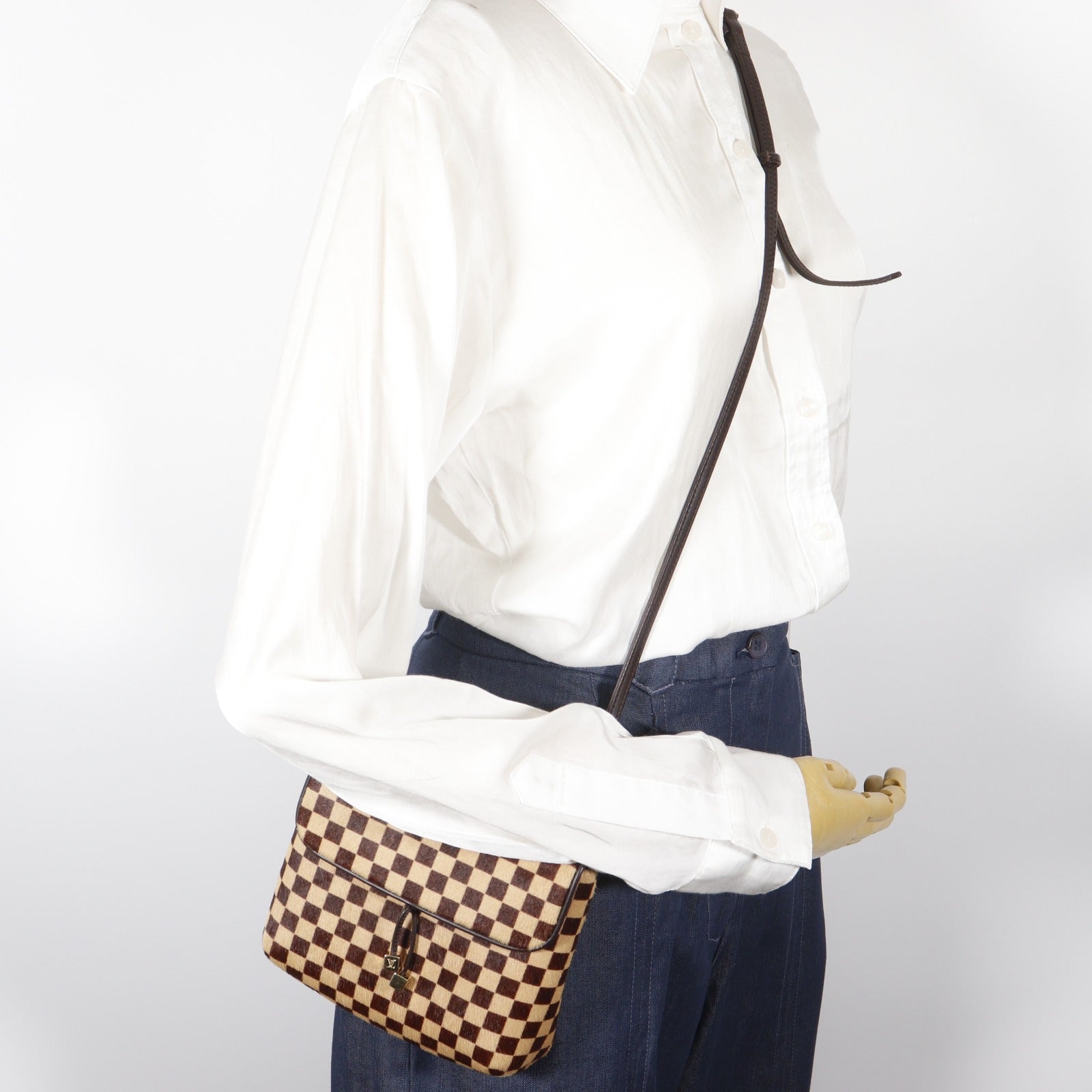 LOUIS VUITTON】ルイ・ヴィトン ガゼル ショルダーバッグ M92130 
