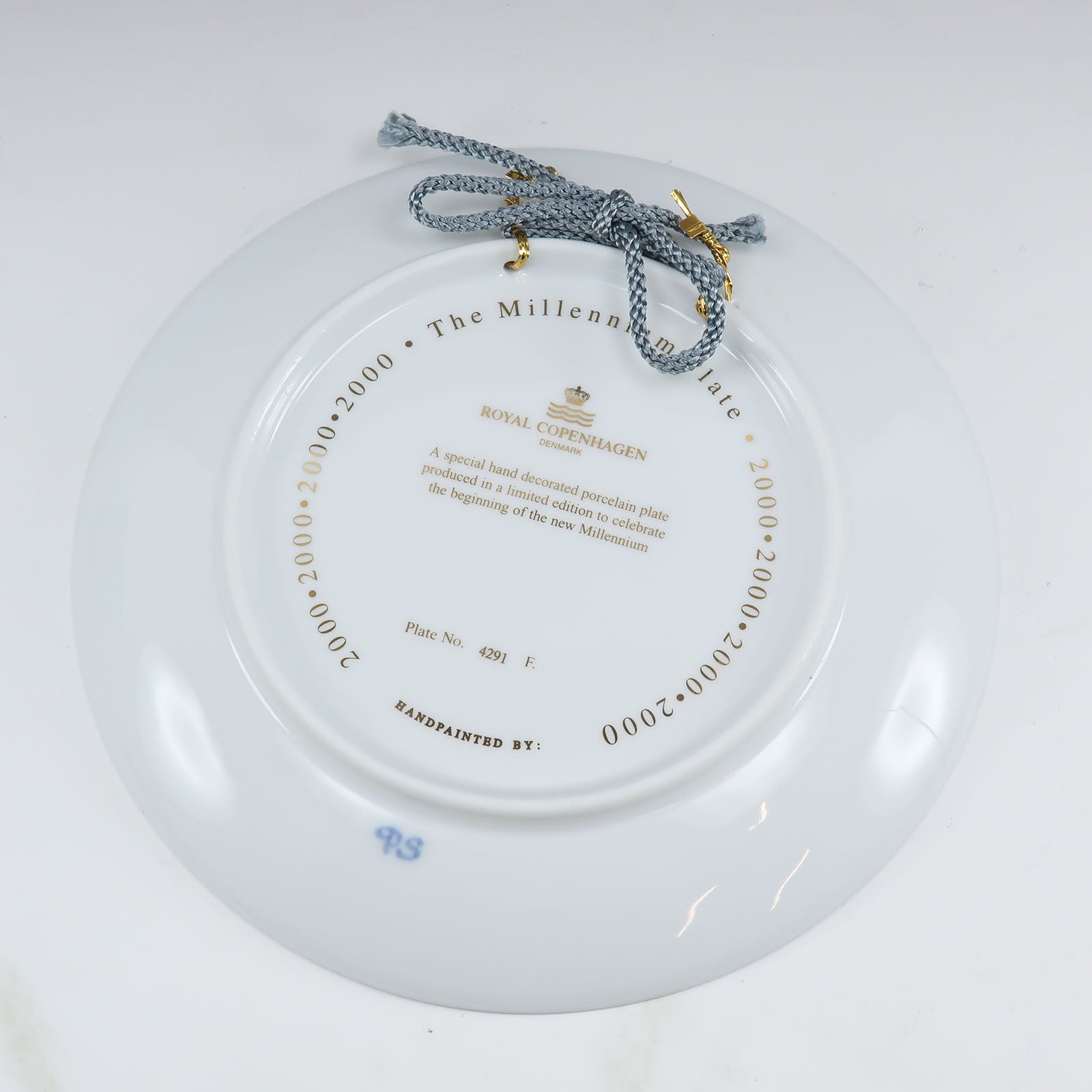 Royal Copenhagen】ロイヤルコペンハーゲン イヤープレート 2000年 ミレニアム オブジェ Year Plate 2000 –  KYOTO NISHIKINO