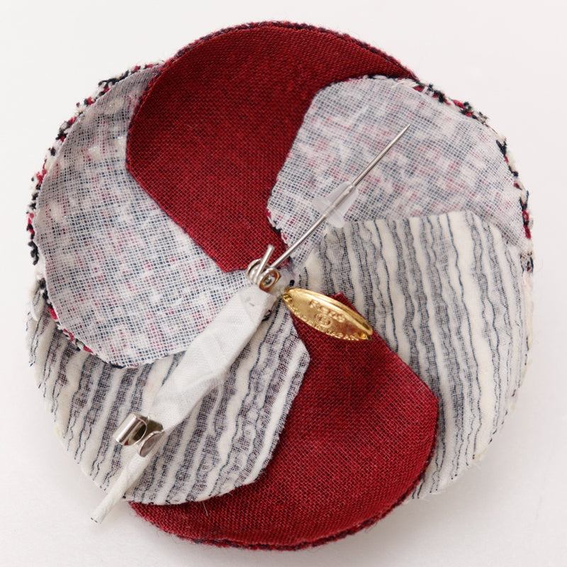 [RENE] Rene Flower Brooch Tweed Red/White Flower Approximately 7.4g Flour Ladies A Rank