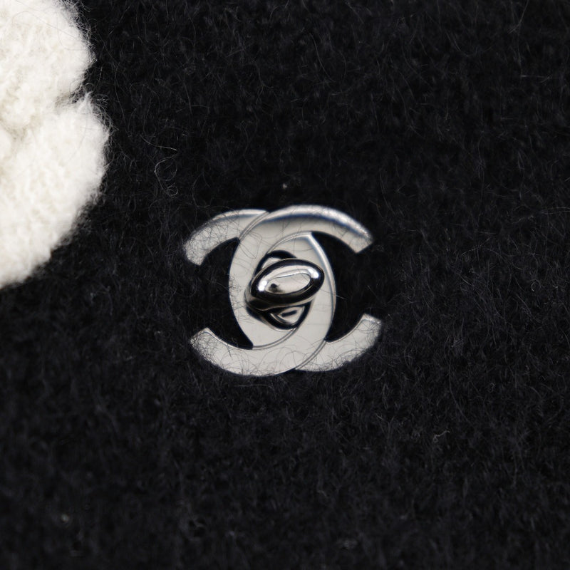 [CHANEL] Chanel 
 Camelia muffler 
 Turn lock P3923K02754 Wool x Mohair Black Flower CAMELIA Ladies A-Rank