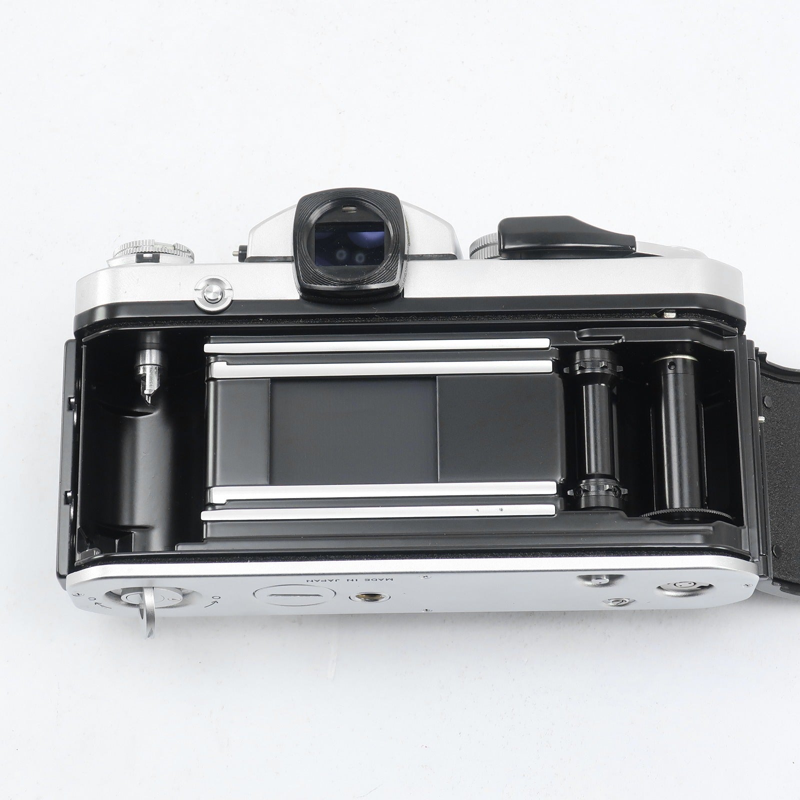 Nikon】ニコン F2 アイレベルファインダー DE-1 フィルムカメラ