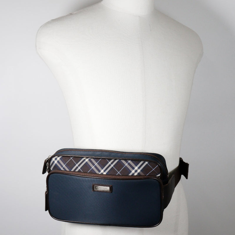 [Burberry Black Label] Burberry Black Label 
 Waist bag 
 Nylon diagonal shoulder double zipper men's