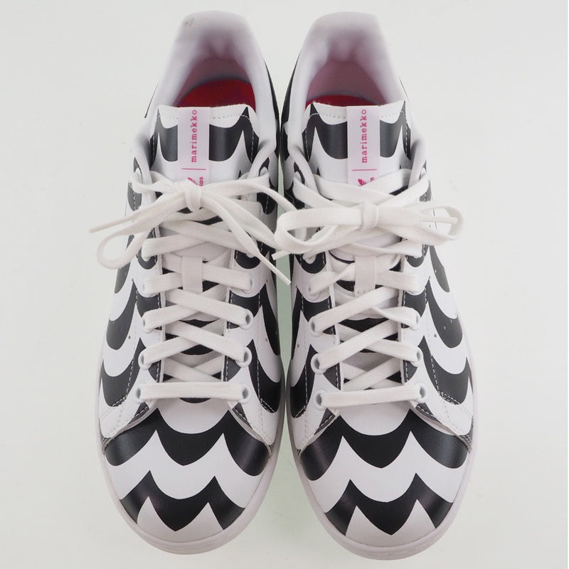 [Adidas] adidas 
 Sneakers de collaboration Marimekko 
 Marimekko × adidas Stan Smith W H05757 en cuir synthétique blanc / noir Marimekko collaboration Men A Rank