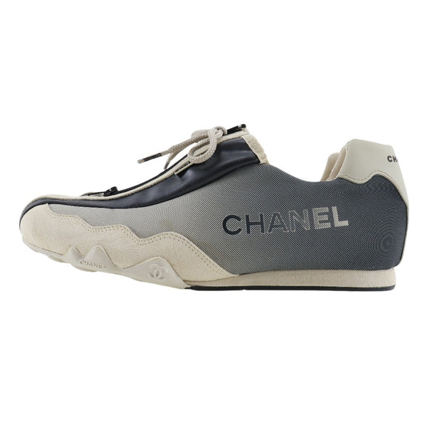 [Chanel] Chanel 
 Zapatillas de deporte de línea deportiva 
 A21644 Beige de cuero/Línea deportiva negra Damas