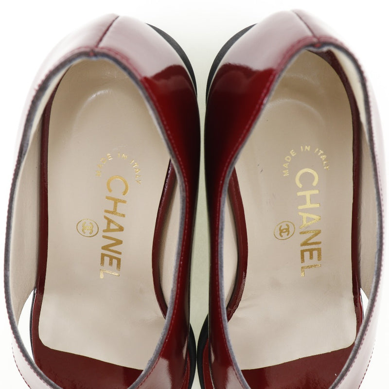 [Chanel] Chanel 
 Sandales de la langue 
 A10780 Patent Leather Vin Rouge Tong Madames A RANG