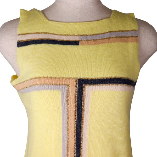 [CHANEL] Chanel Sleeve Knit 01C P17019W02730StainsYa x rayon x polyester yellow no Sleeve Ladies A rank