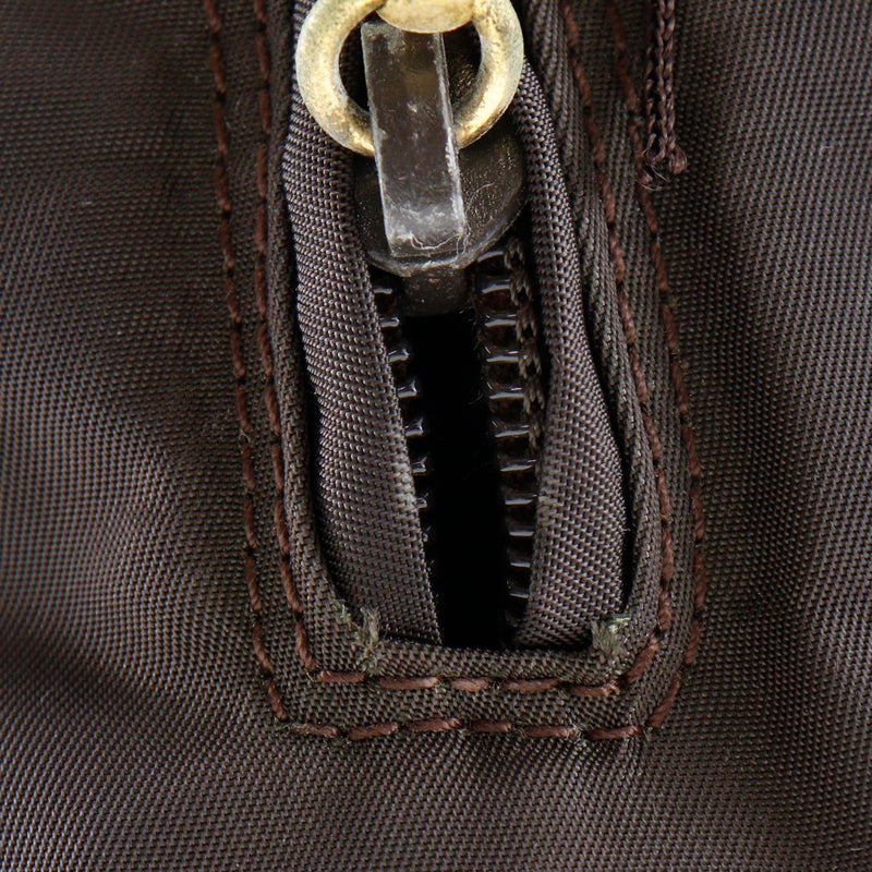 [PRADA]PRADA
 bolso de mano con logo y cuentas 
 B3763 Bolso de mano de nailon marrón, cremallera A5 con logo de cuentas para mujer