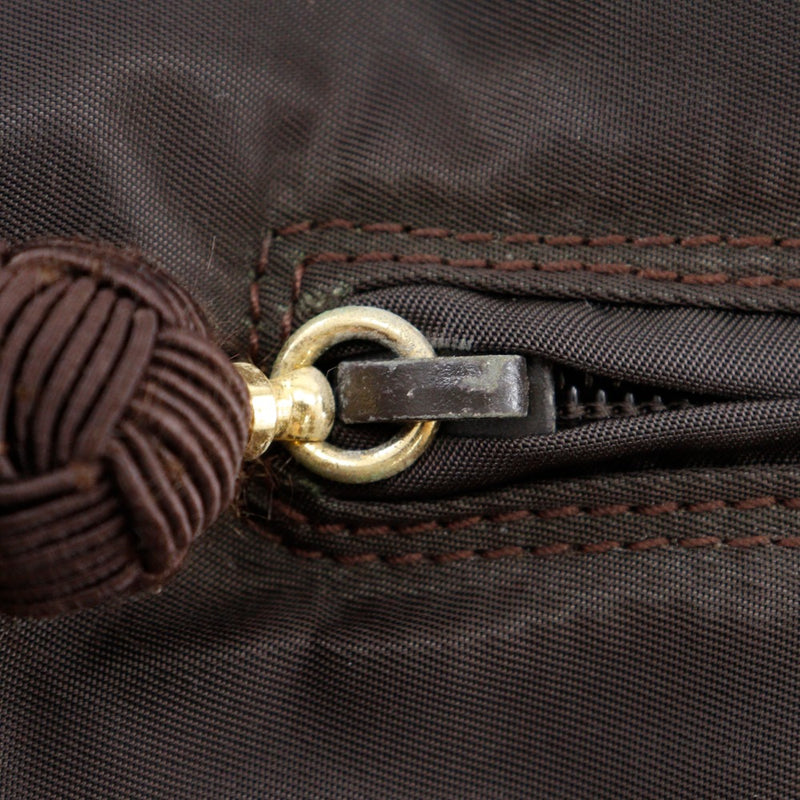 [PRADA]PRADA
 bolso de mano con logo y cuentas 
 B3763 Bolso de mano de nailon marrón, cremallera A5 con logo de cuentas para mujer