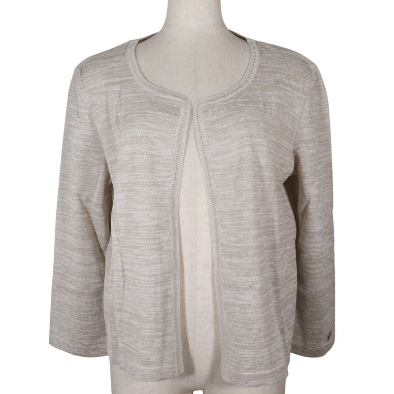 [CHANEL] Cardigan à plaque logo Chanel 
 P12872V00569