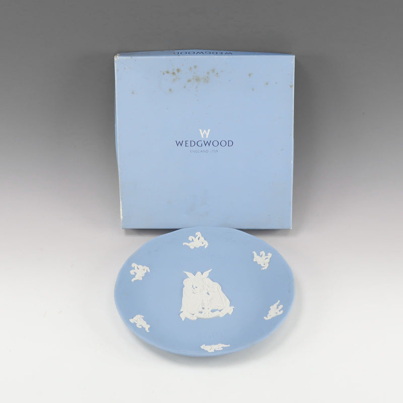 Wedgwood】ウェッジウッド 2001年 イヤープレート 置物 オブジェ