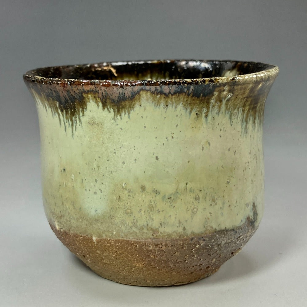 十四代 中里太郎右衛門 作 斑唐津皮鯨ぐい呑 食器 – NISHIKINO