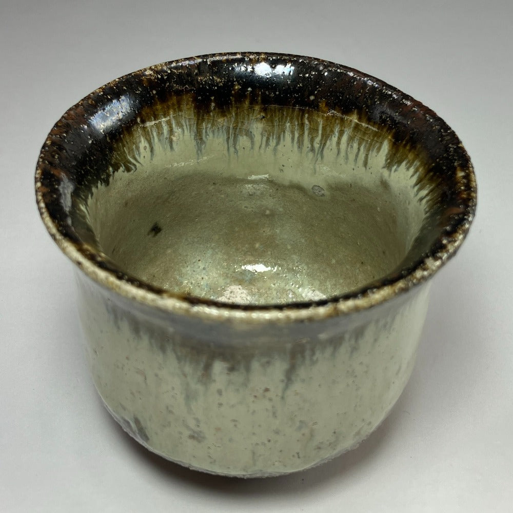 唐津焼　14代中里太郎右衛門　皮鯨　ぐい呑 十四代 中里太郎右衛門 作 斑唐津皮鯨ぐい呑 食器 – NISHIKINO