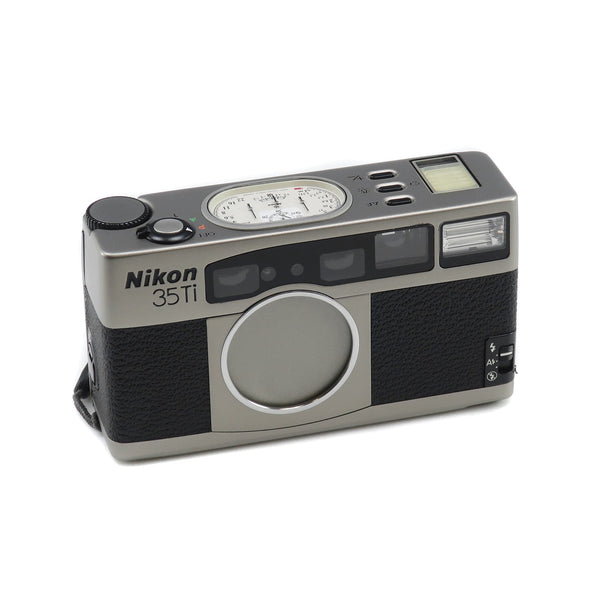[Nikon] Nikon 35Ti 3.5mm F2.8 film camera