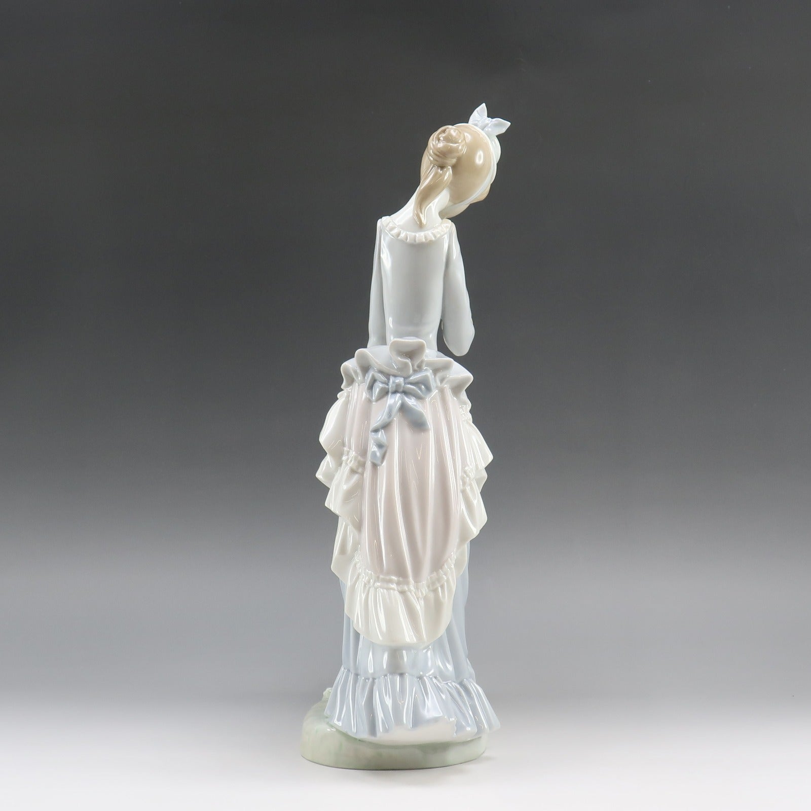 リヤドロLLADRO 「乳母車」　#4938 Lladro】リヤドロ 乳母車 置物 オブジェ 4938 – NISHIKINO VINTAGE KYOTO