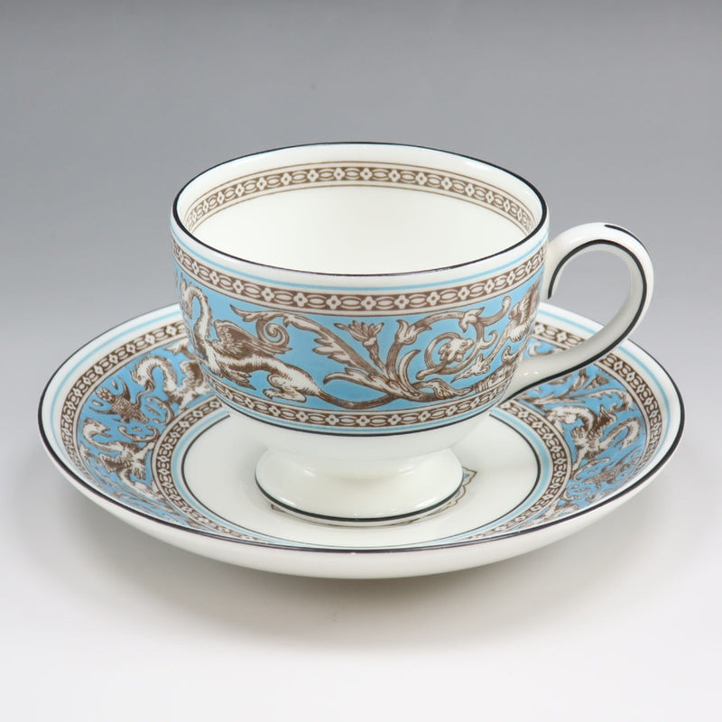 [Wedgwood] Wedgwood 
 Vaisselle florentine turquoise 
 Tasse et soucoupe porcelaine florentine turquoise _