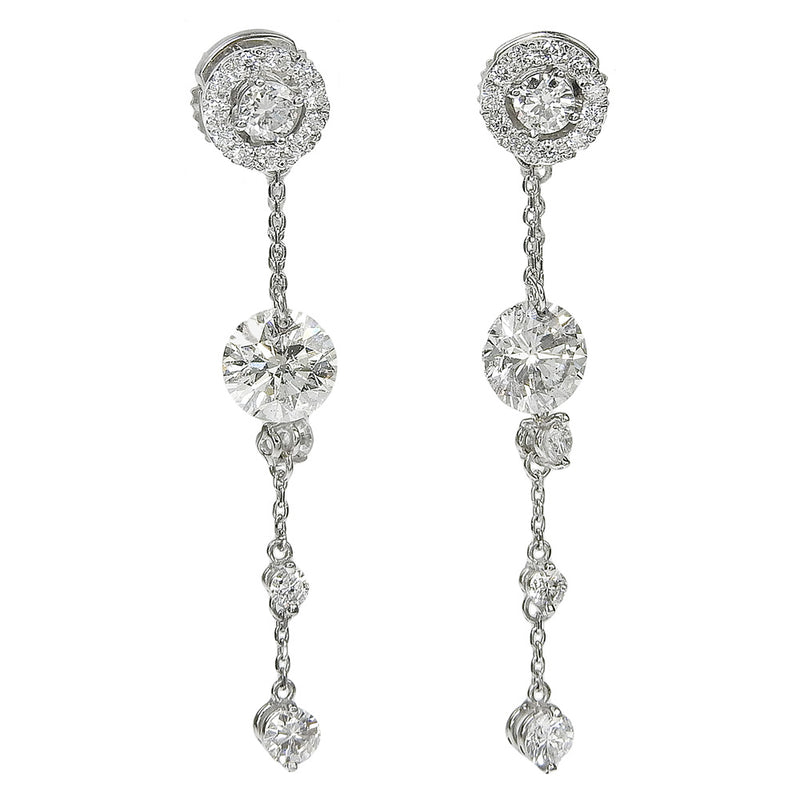 Design catch earrings