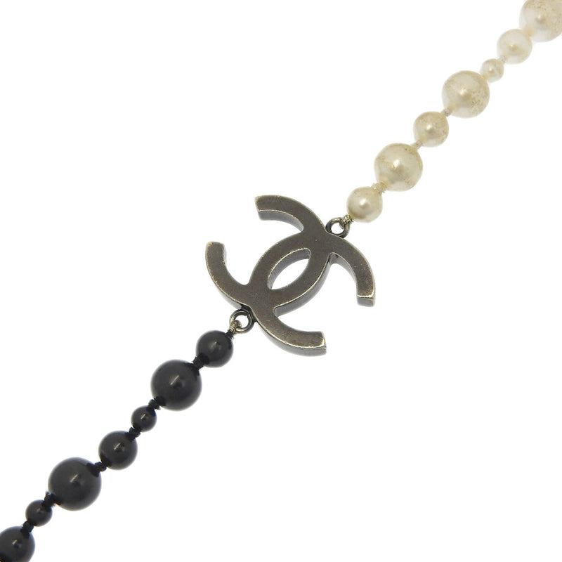 [CHANEL] Chanel 
 Cocomark necklace 
 Fake Pearl x Metal Black/White B14 B Arrange Approximately 38.3g COCO Mark Ladies