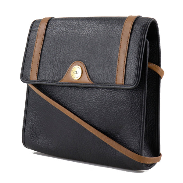 [Dior] Christian Dior 
 Shoulder bag 
 Leather diagonal snap button ladies