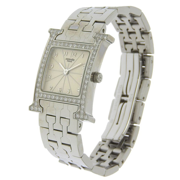 [爱马仕]爱马仕 
 H手表 
 钻石贝塞尔HH1.230不锈钢石英模拟显示银色表盘H观看女士A级